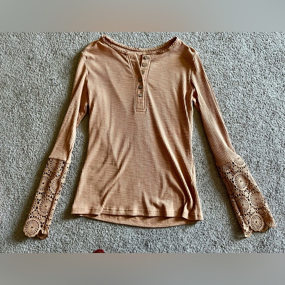 Amazon Tops - TAN SHIRT